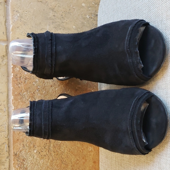 Vince Camuto style Prenda Black Suede size 7.5 - Picture 3 of 6